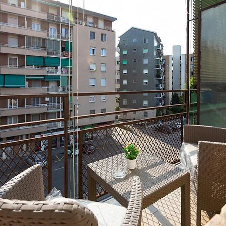 Udine M2 Balcony Apt Milão Exterior foto