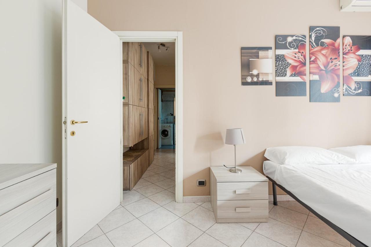 Udine M2 Balcony Apt Milão Exterior foto